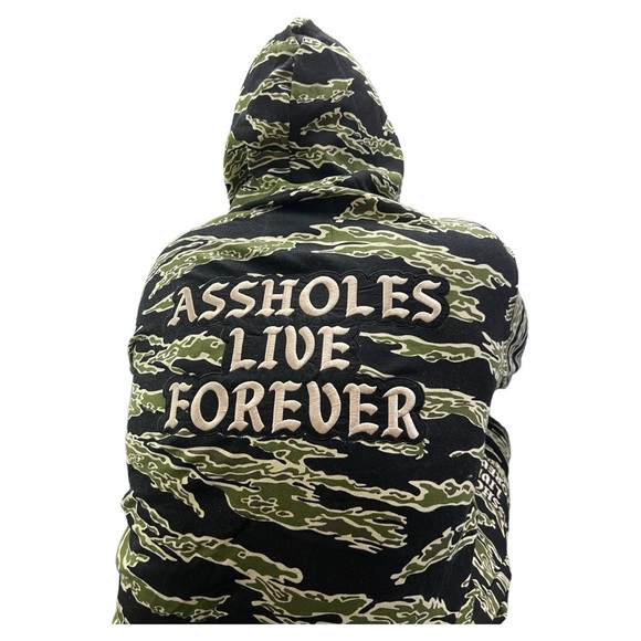 Assholes live forever unisex medium in mens and large in women’s embroidered - Picture 1 of 2
